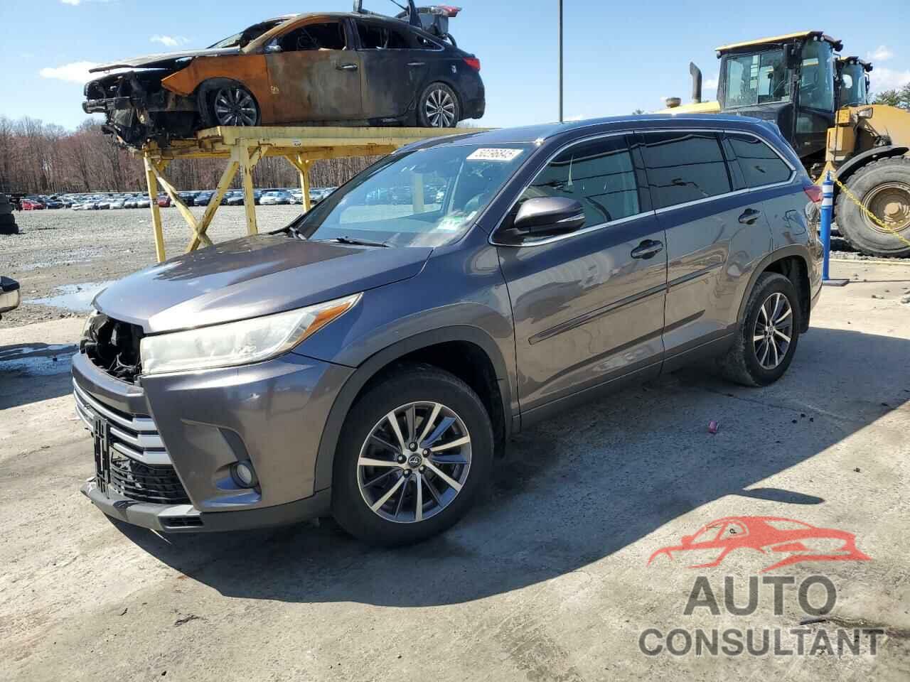 TOYOTA HIGHLANDER 2018 - 5TDJZRFHXJS819348