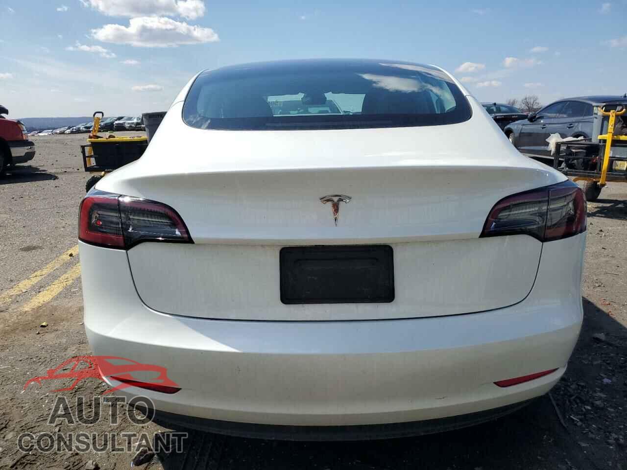 TESLA MODEL 3 2023 - 5YJ3E1EA2PF606045