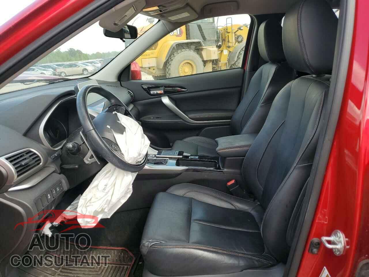 MITSUBISHI ECLIPSE 2018 - JA4AT5AA5JZ040842