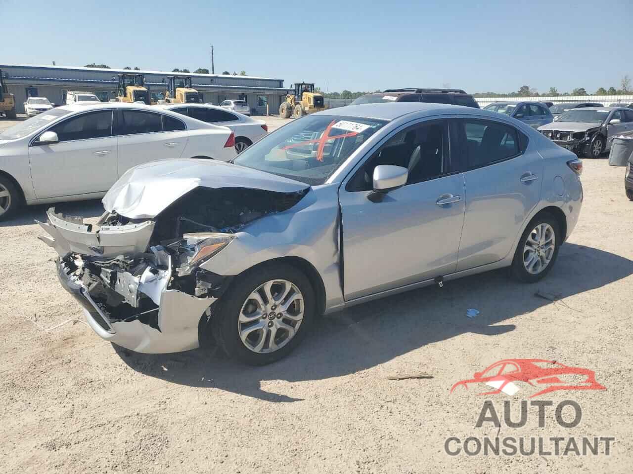 TOYOTA YARIS 2017 - 3MYDLBYV5HY175738