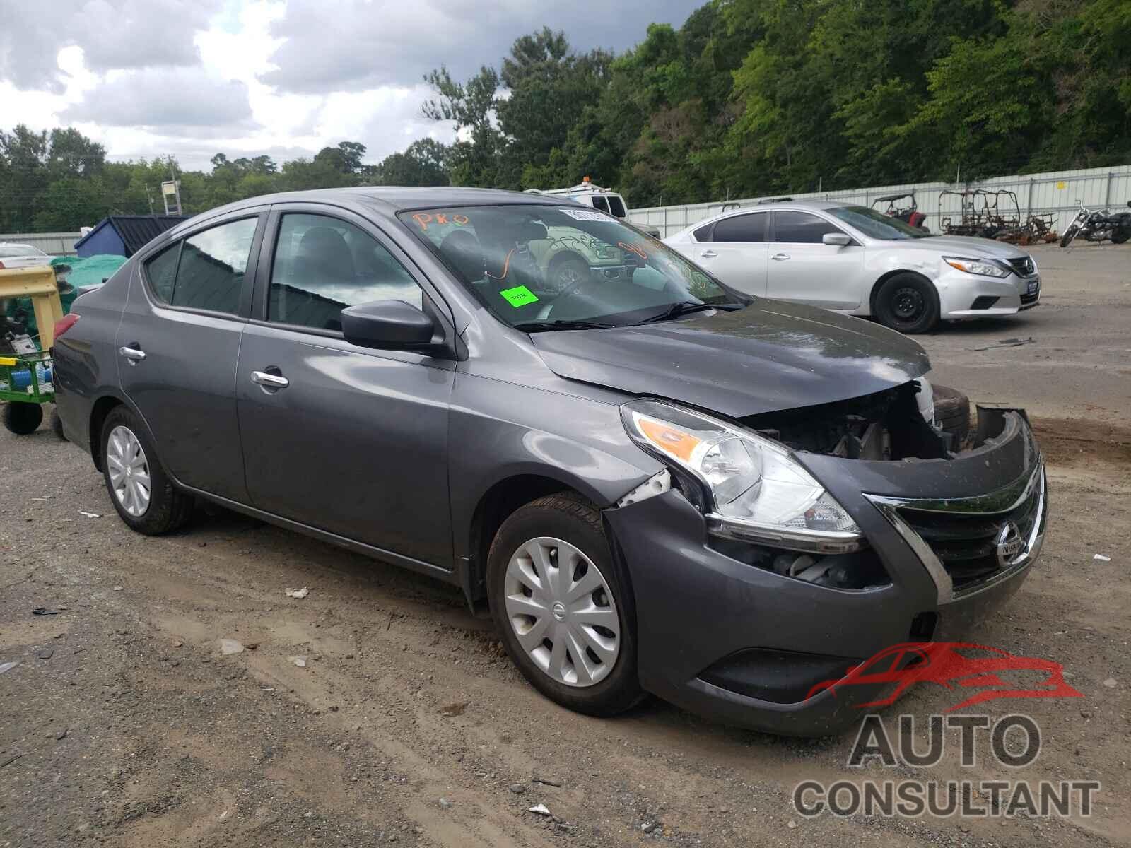 NISSAN VERSA 2019 - 3N1CN7AP7KL841650