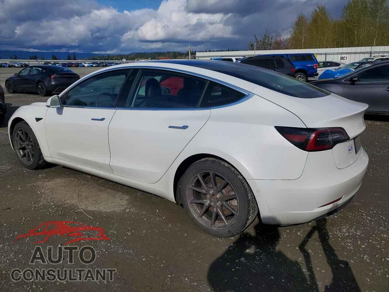 TESLA MODEL 3 2020 - 5YJ3E1EA6LF786575