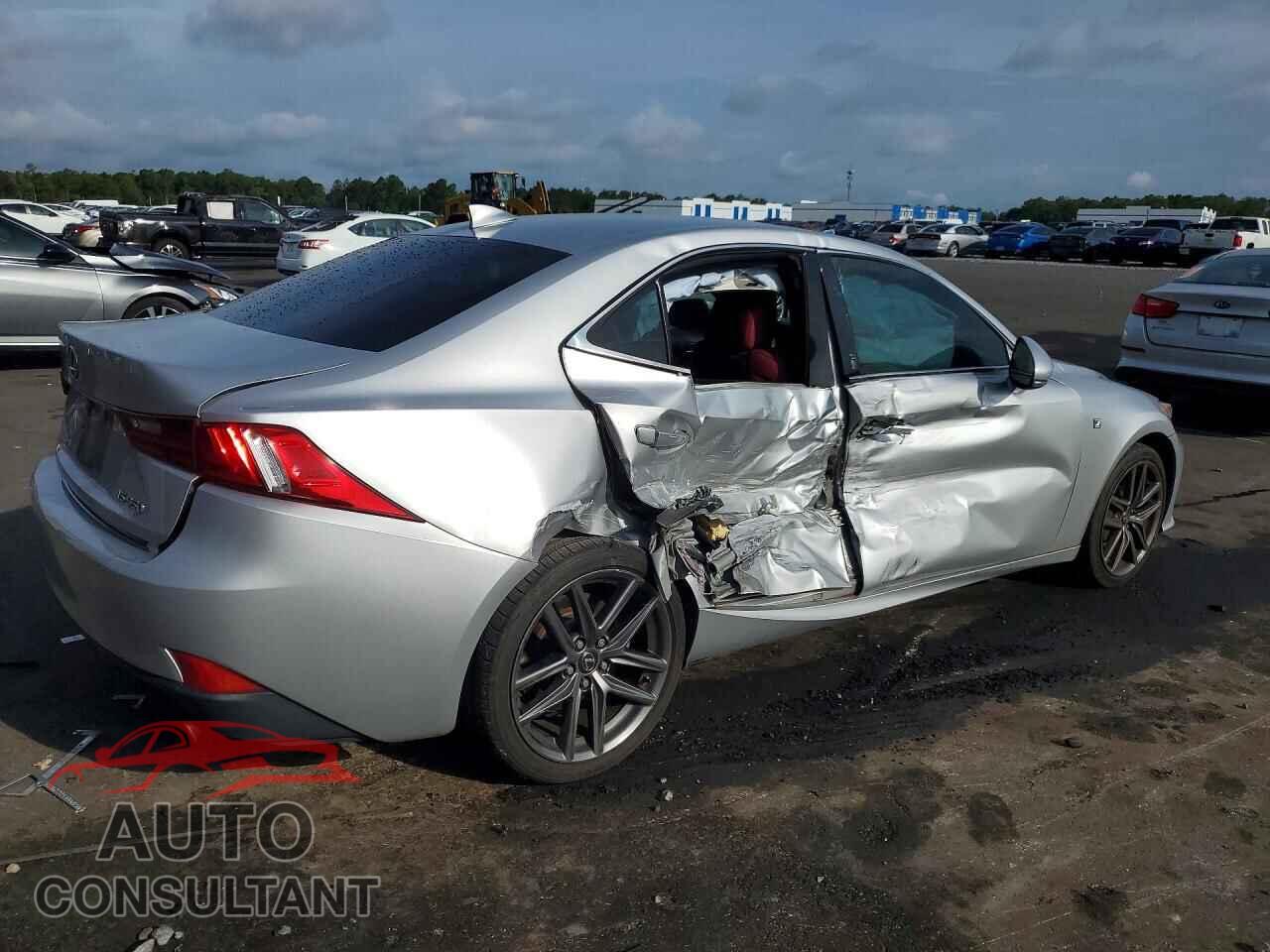 LEXUS IS 2014 - JTHBE1D23E5011630
