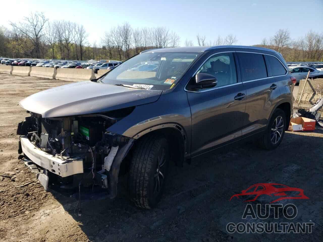 TOYOTA HIGHLANDER 2017 - 5TDKZRFH4HS189826