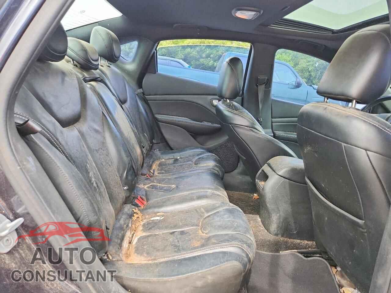 DODGE DART 2013 - 1C3CDFCA3DD107510