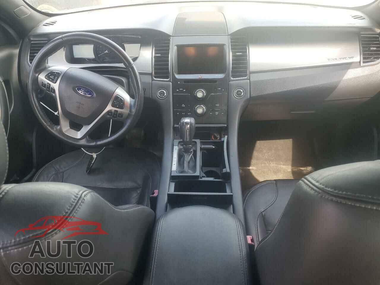 FORD TAURUS 2015 - 1FAHP2E80FG130813