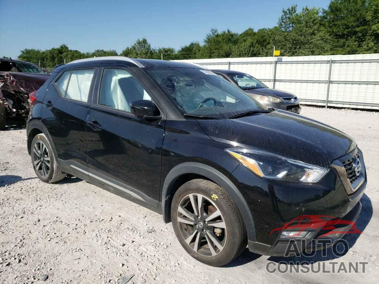 NISSAN KICKS 2019 - 3N1CP5CU5KL561422