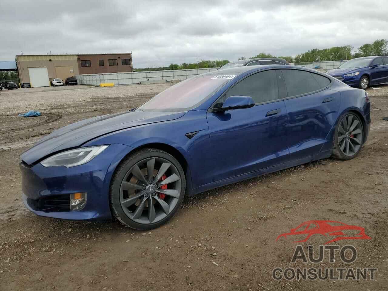 TESLA MODEL S 2017 - 5YJSA1E2XHF210673