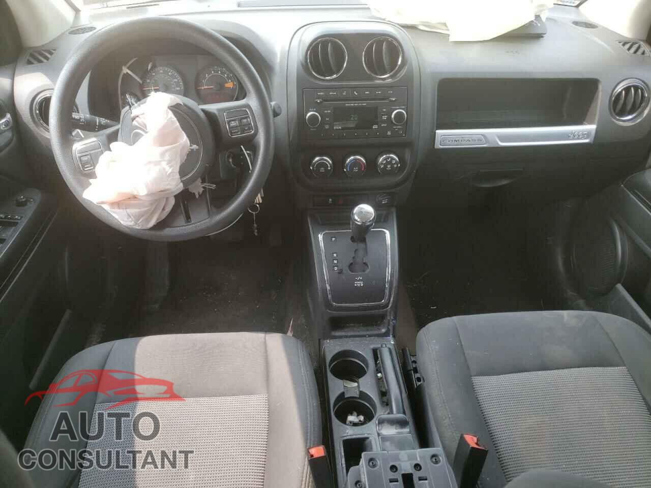 JEEP COMPASS 2017 - 1C4NJCBA9HD118871