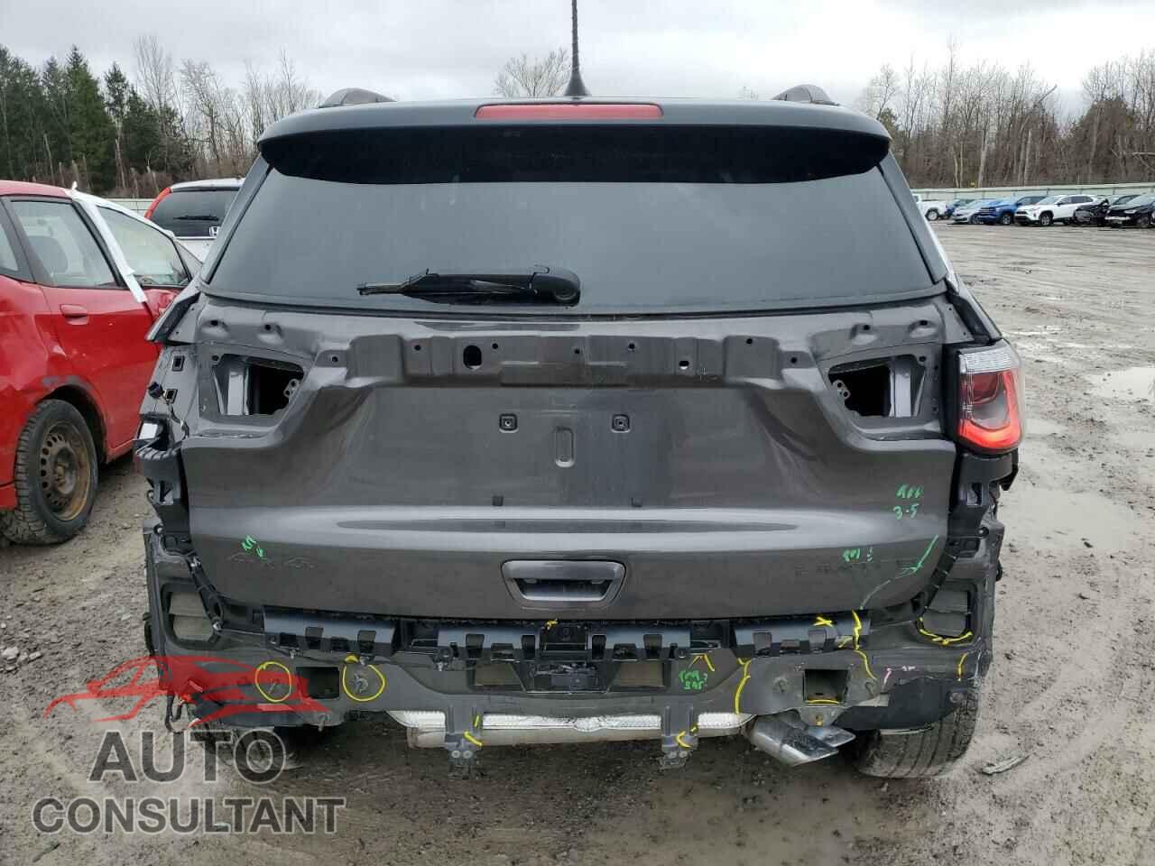 JEEP COMPASS 2018 - 3C4NJDCB2JT373049