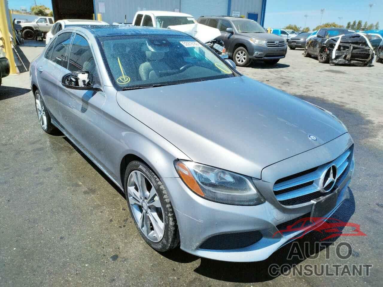 MERCEDES-BENZ C-CLASS 2016 - 55SWF4JB1GU157319
