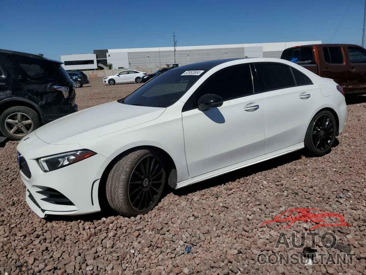 MERCEDES-BENZ A-CLASS 2019 - WDD3G4EB4KW005962