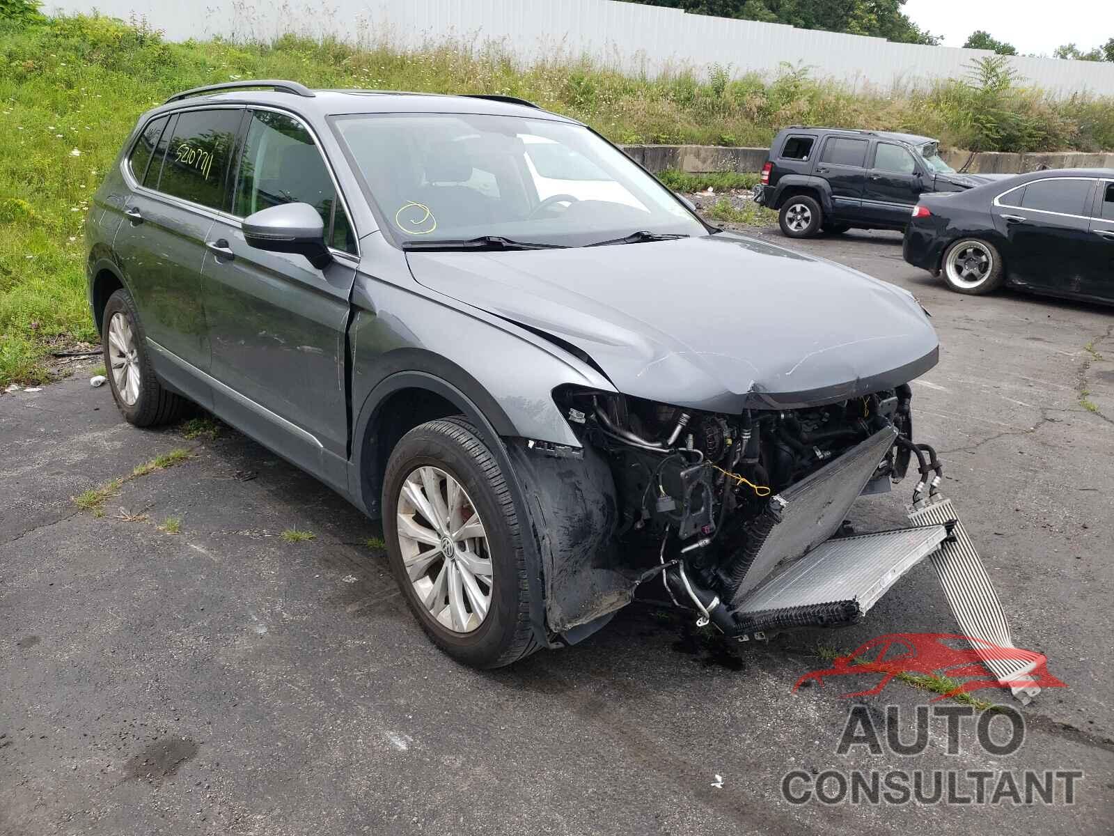 VOLKSWAGEN TIGUAN 2018 - 3VV2B7AX5JM068897