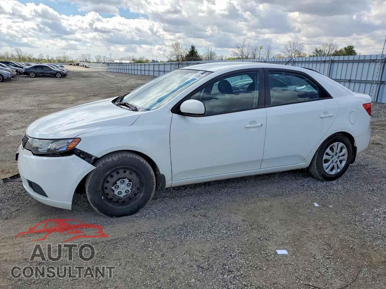 KIA FORTE 2013 - KNAFT4A20D5661185