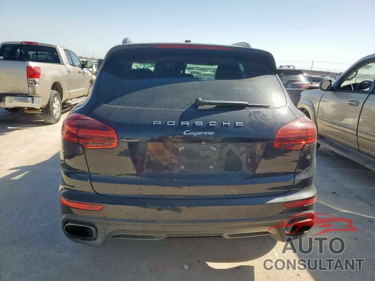 PORSCHE CAYENNE 2016 - WP1AA2A23GLA04676
