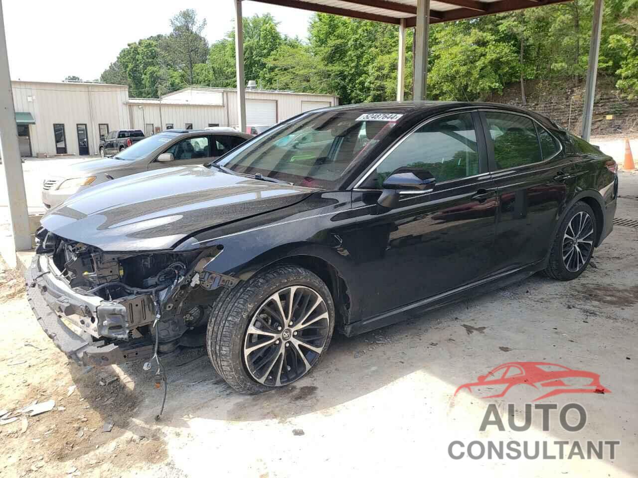 TOYOTA CAMRY 2018 - 4T1B11HK9JU141799