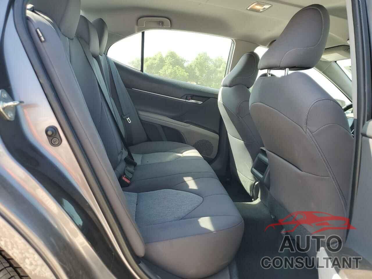 TOYOTA CAMRY 2021 - 4T1C11AK3MU517450