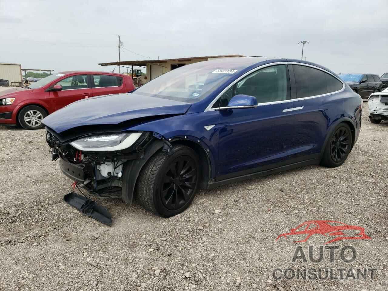 TESLA MODEL X 2016 - 5YJXCAE28GF002662