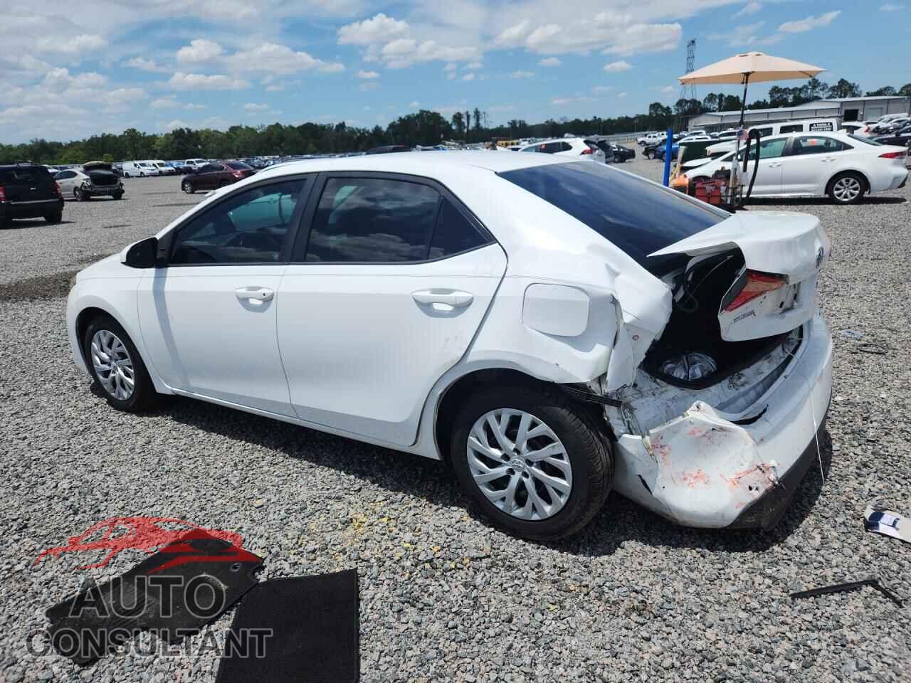 TOYOTA COROLLA 2017 - 5YFBURHEXHP648660
