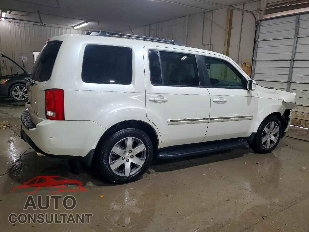 HONDA PILOT 2013 - 5FNYF3H97DB044669