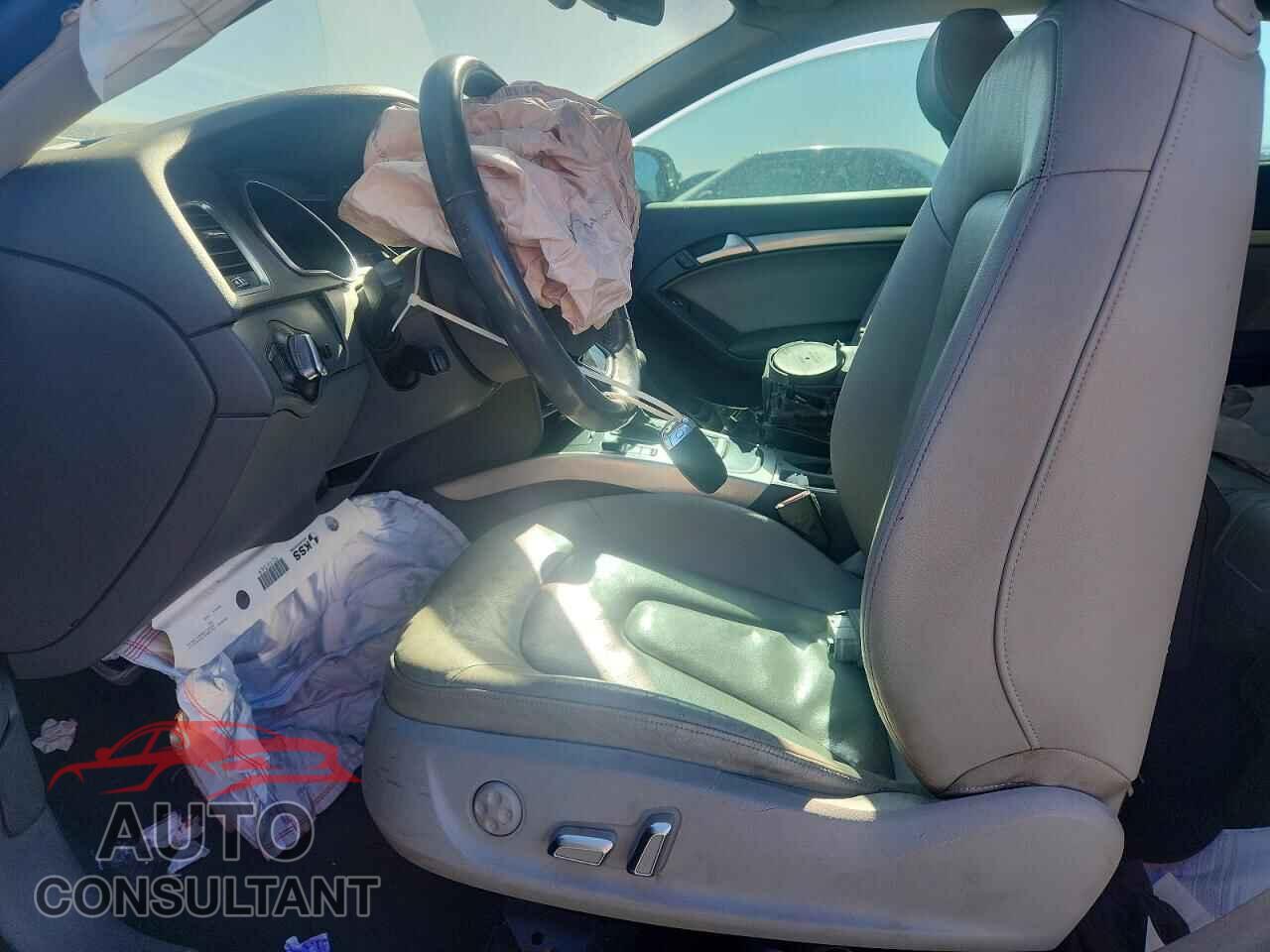 AUDI A5 2013 - WAUCFAFR4DA024791