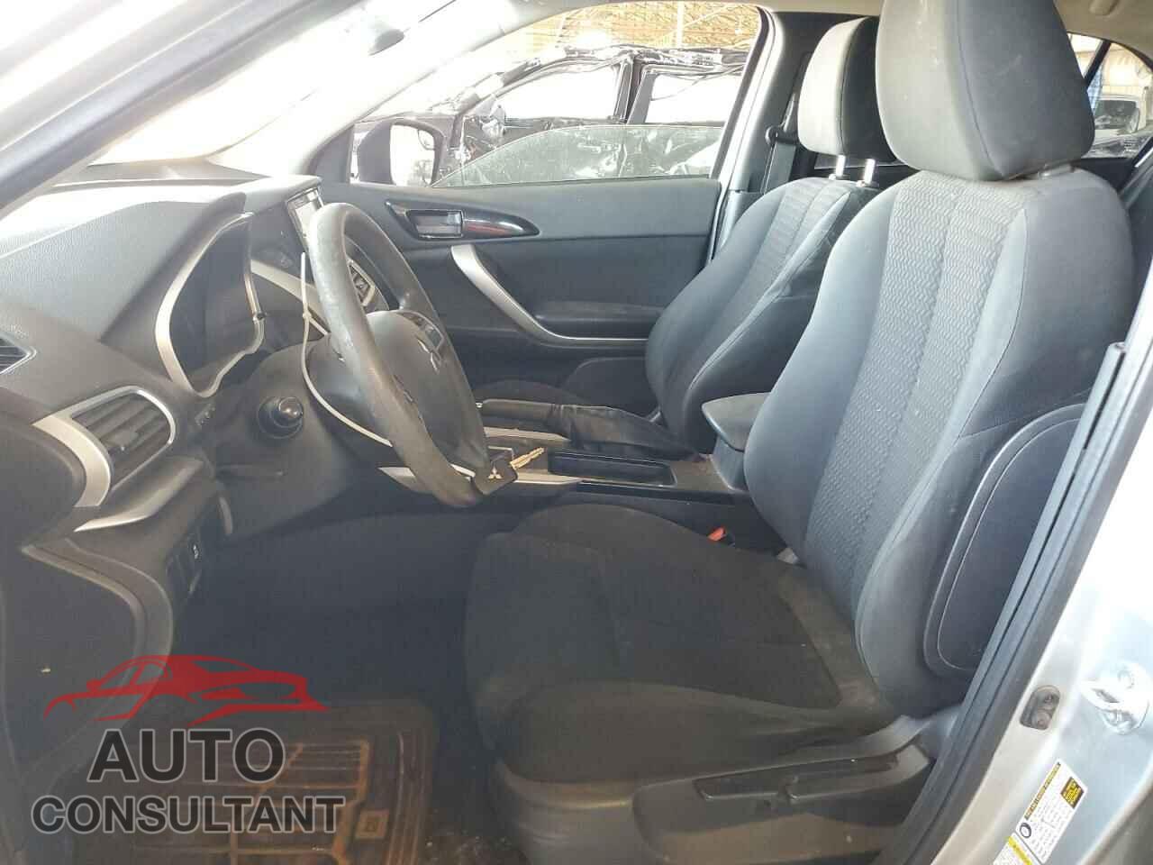 MITSUBISHI ECLIPSE 2020 - JA4AT3AA7LZ013018