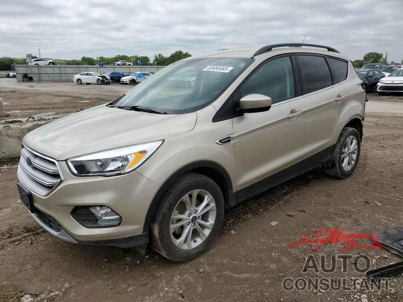 FORD ESCAPE 2018 - 1FMCU0GD7JUB69089