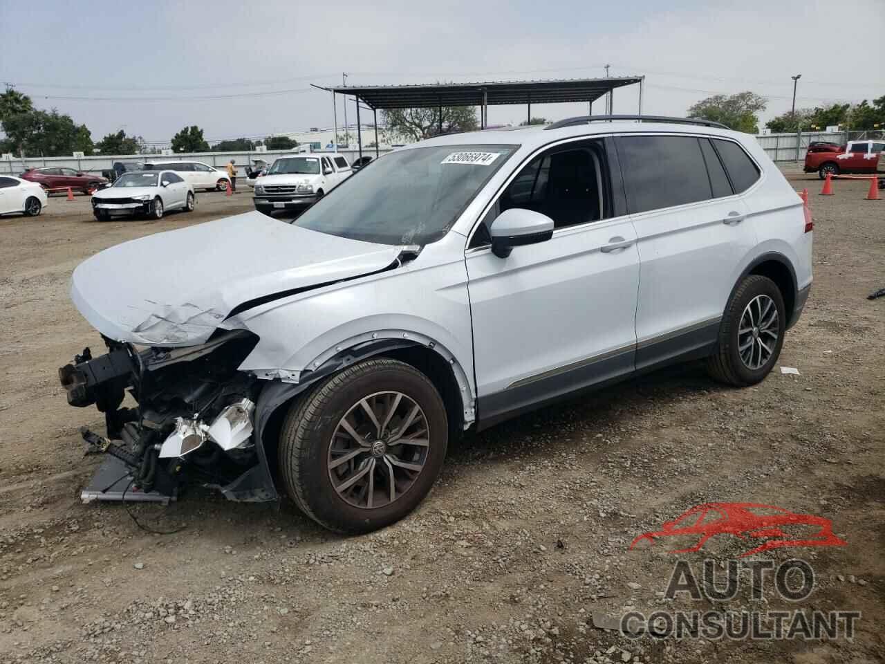 VOLKSWAGEN TIGUAN 2018 - 3VV3B7AXXJM211945