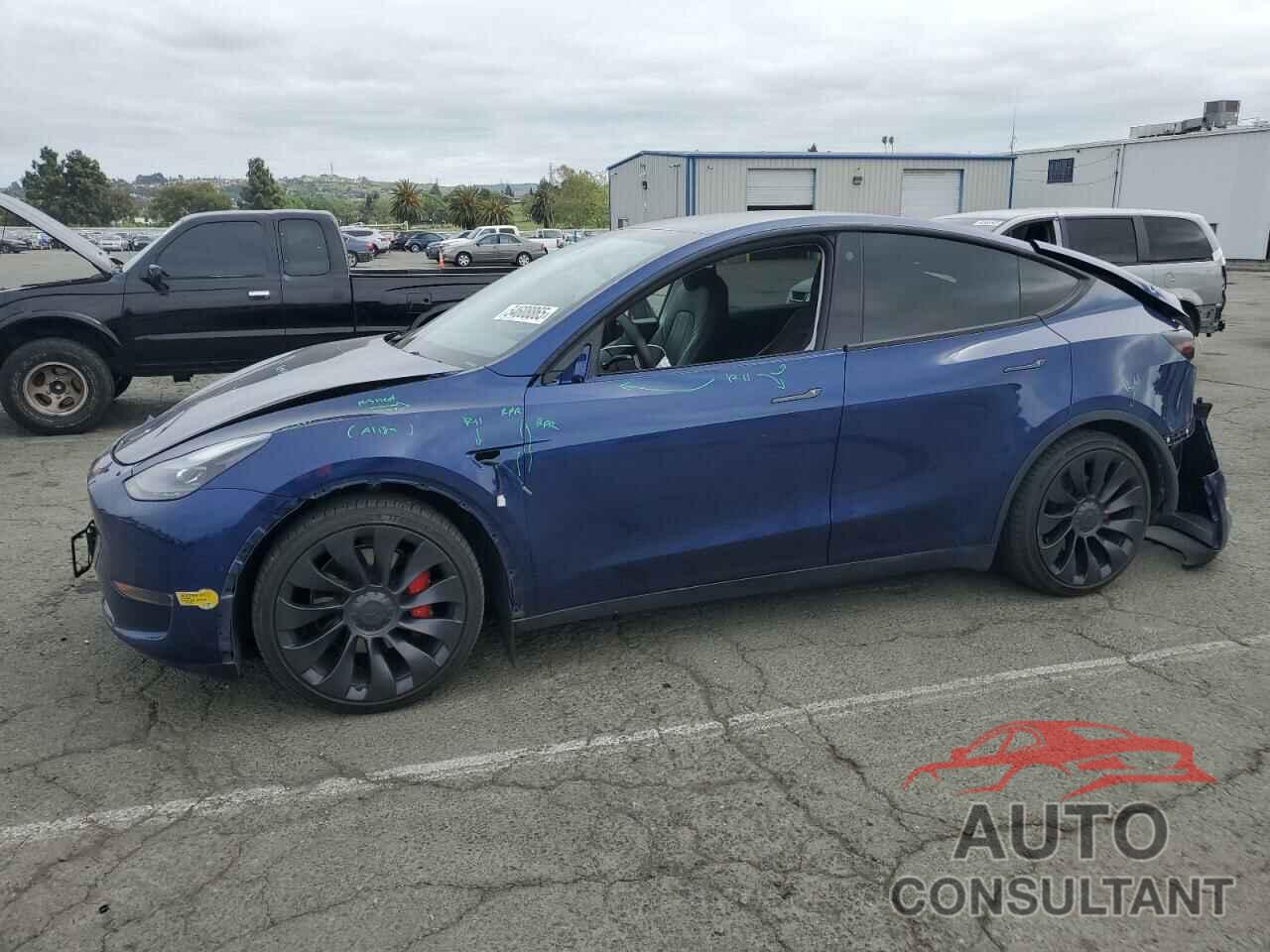 TESLA MODEL Y 2022 - 7SAYGDEF2NF411401