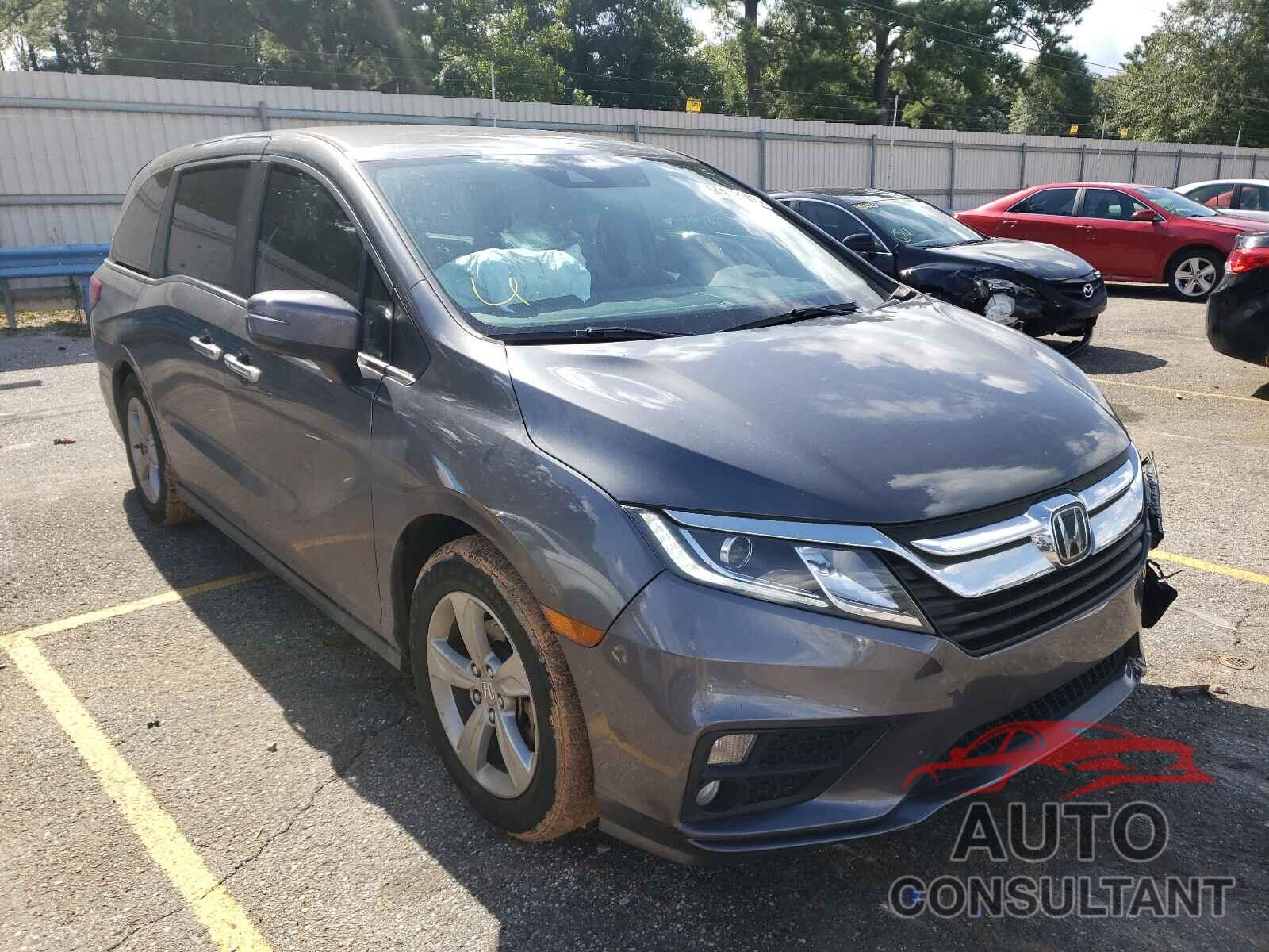 HONDA ODYSSEY 2018 - 5FNRL6H57JB063827