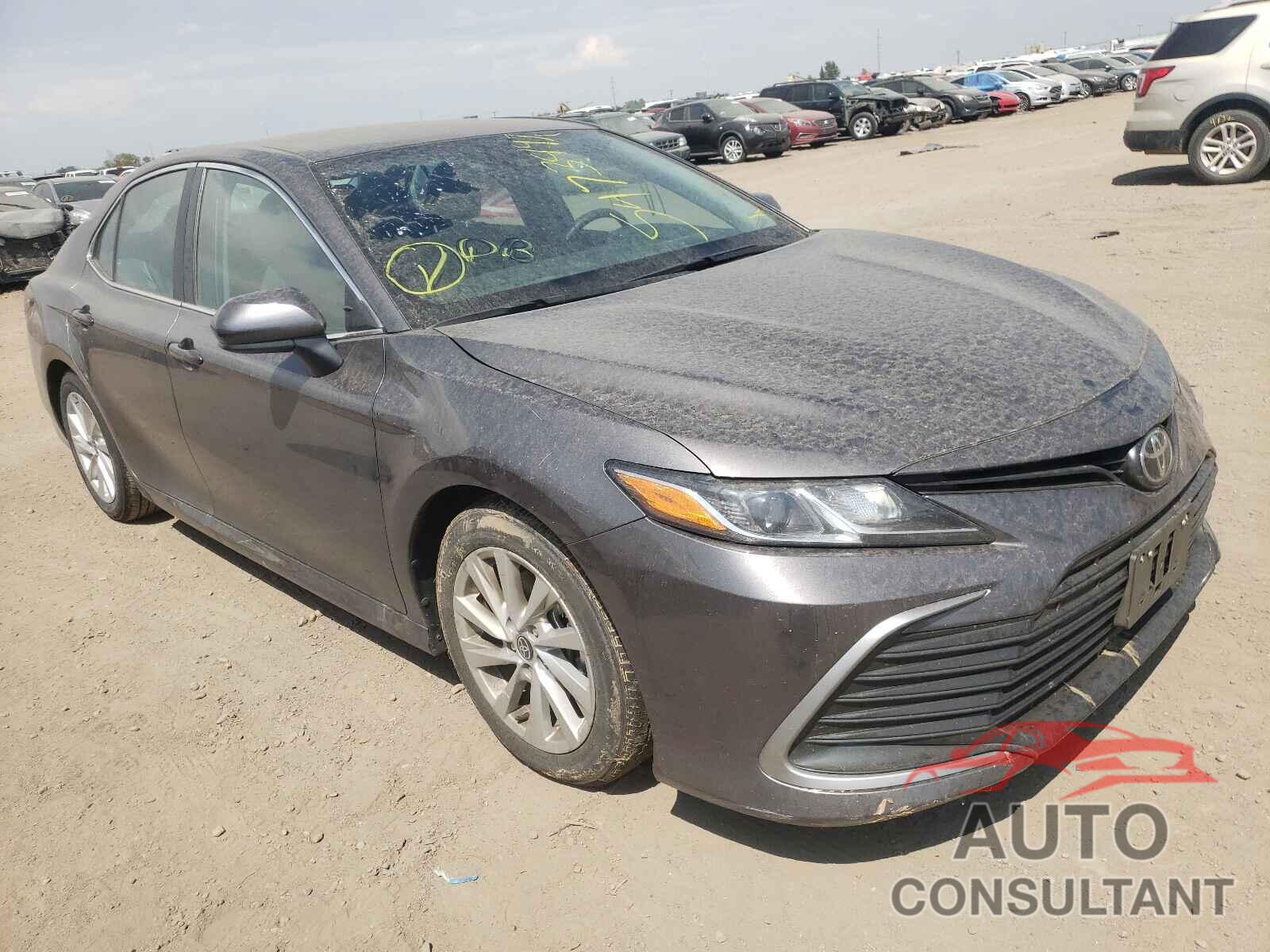 TOYOTA CAMRY 2021 - 4T1C11AK2MU458519