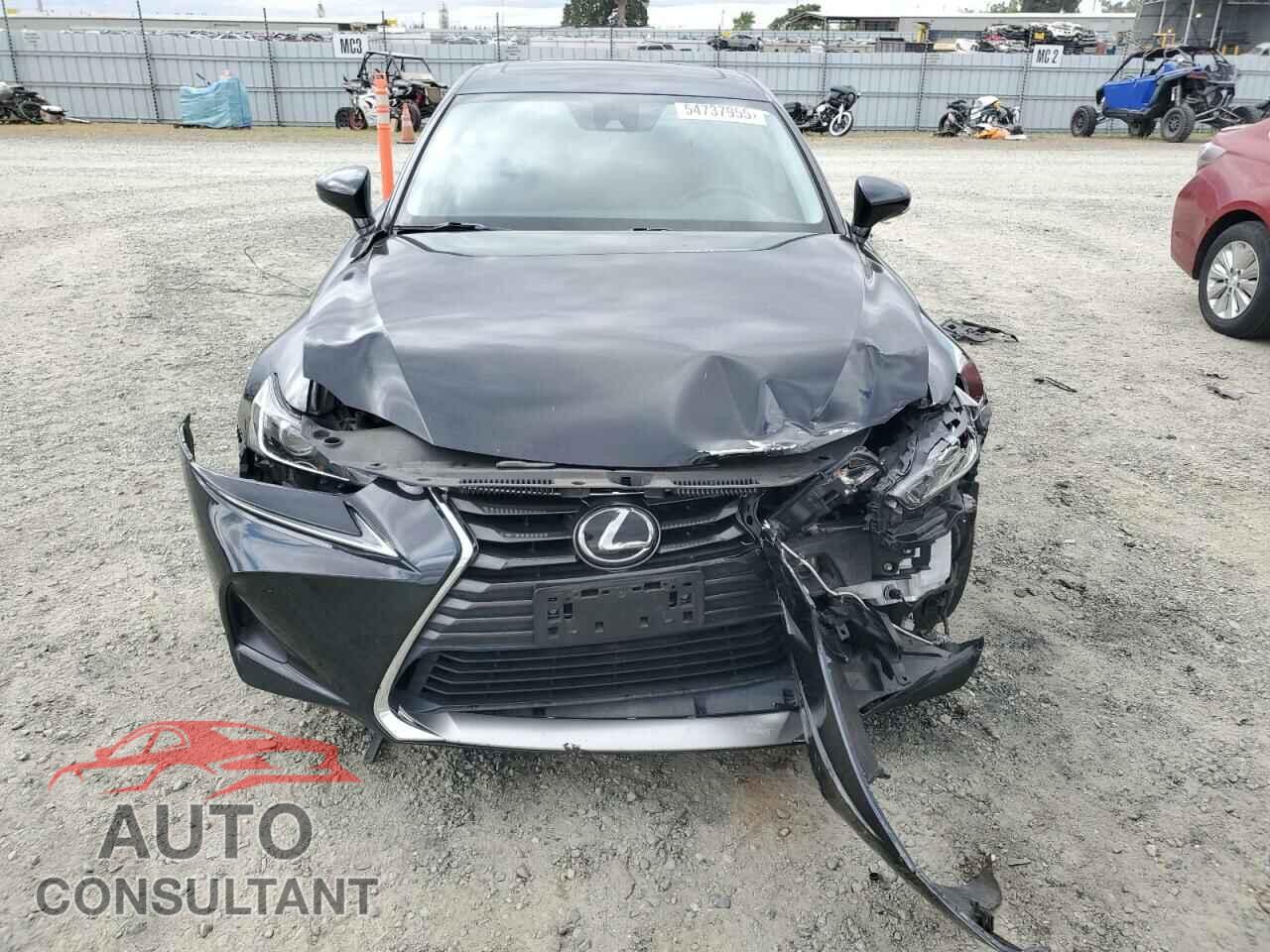 LEXUS IS 2017 - JTHBA1D27H5054352