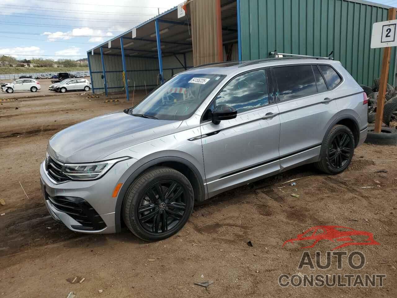 VOLKSWAGEN TIGUAN 2022 - 3VV8B7AX2NM127274