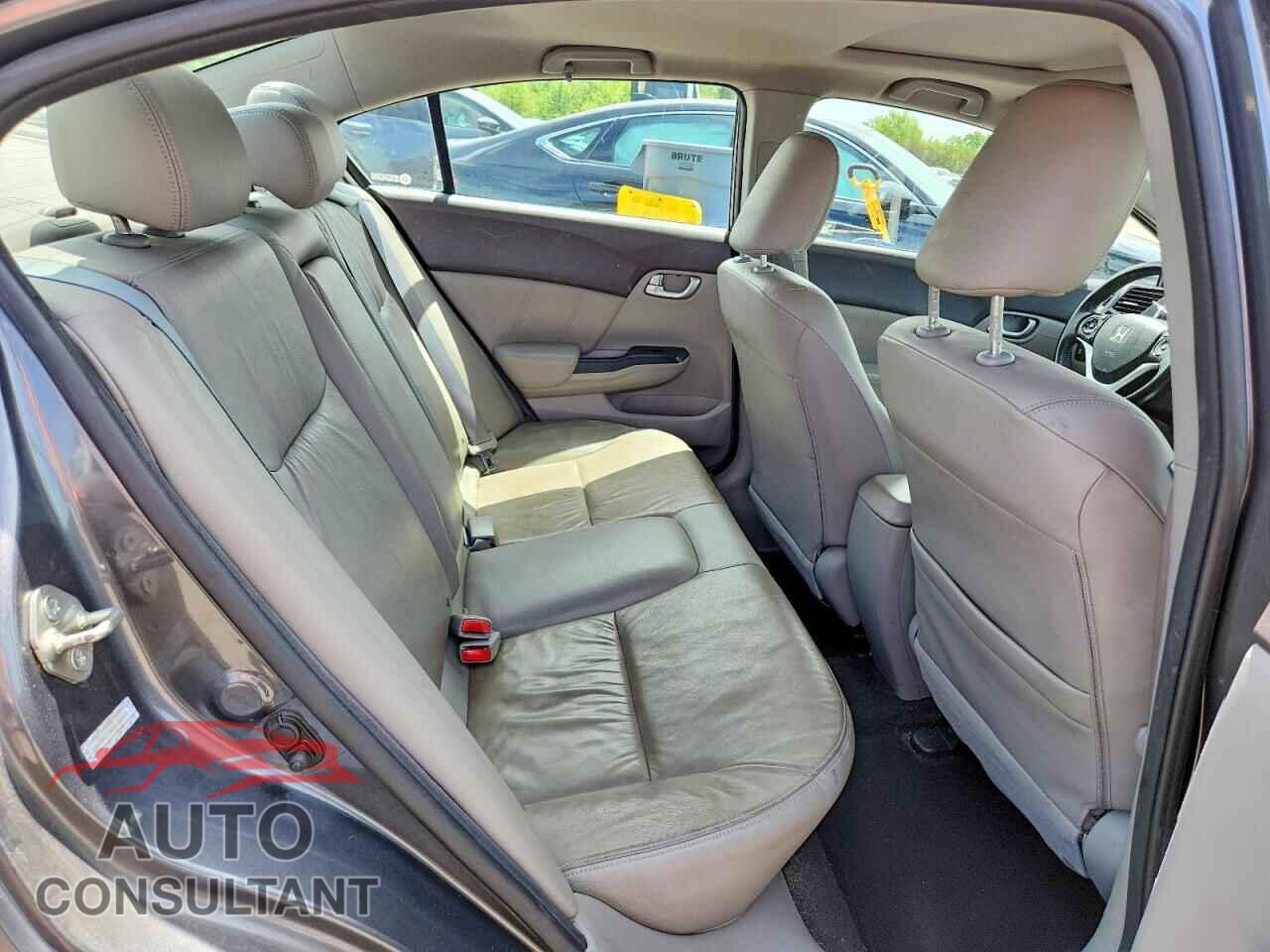 HONDA CIVIC 2012 - 2HGFB2F96CH528682