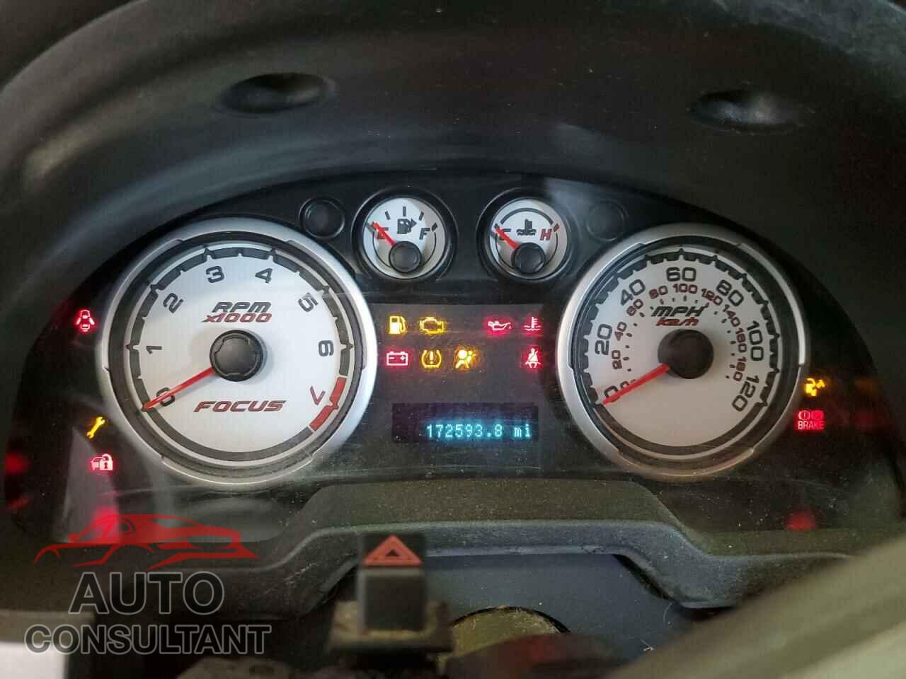 FORD FOCUS 2009 - 1FAHP36N89W120373
