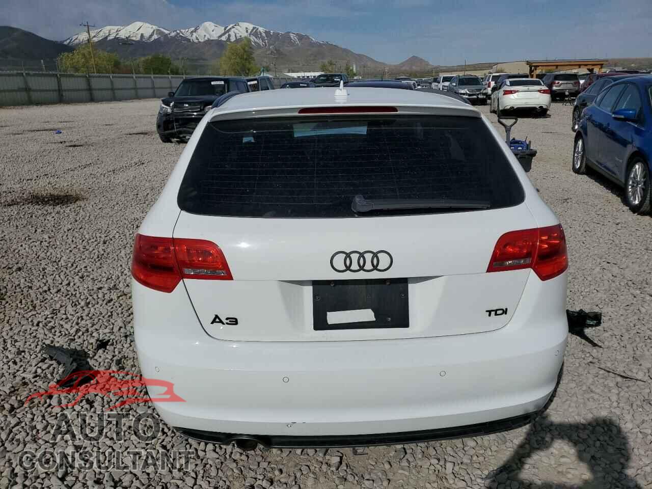 AUDI A3 2012 - WAUKJAFM9CA094185