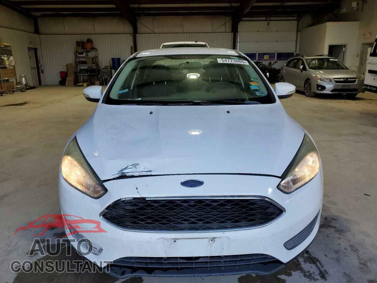 FORD FOCUS 2015 - 1FADP3F26FL216150