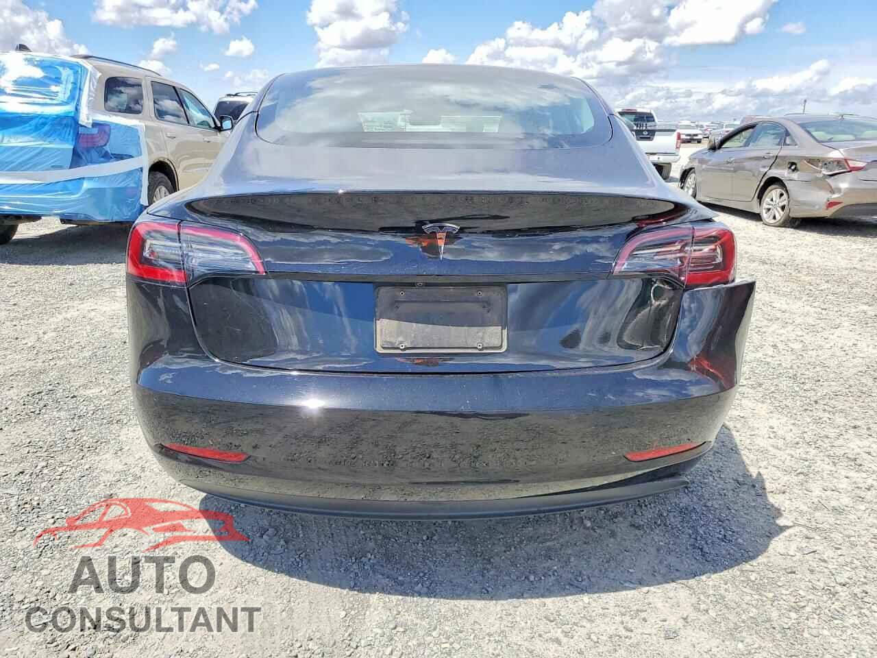 TESLA MDL 3 2021 - 5YJ3E1EA1MF065842