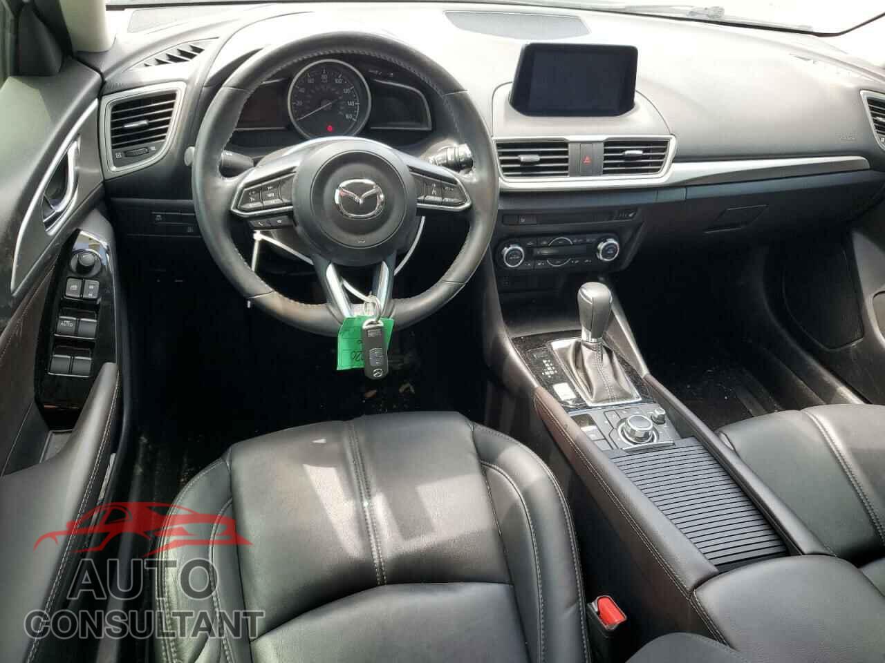 MAZDA 3 2017 - 3MZBN1L72HM150657