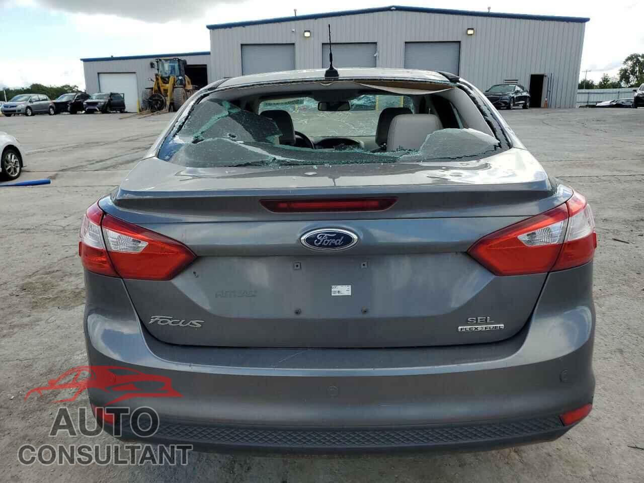 FORD FOCUS 2012 - 1FAHP3H24CL434971