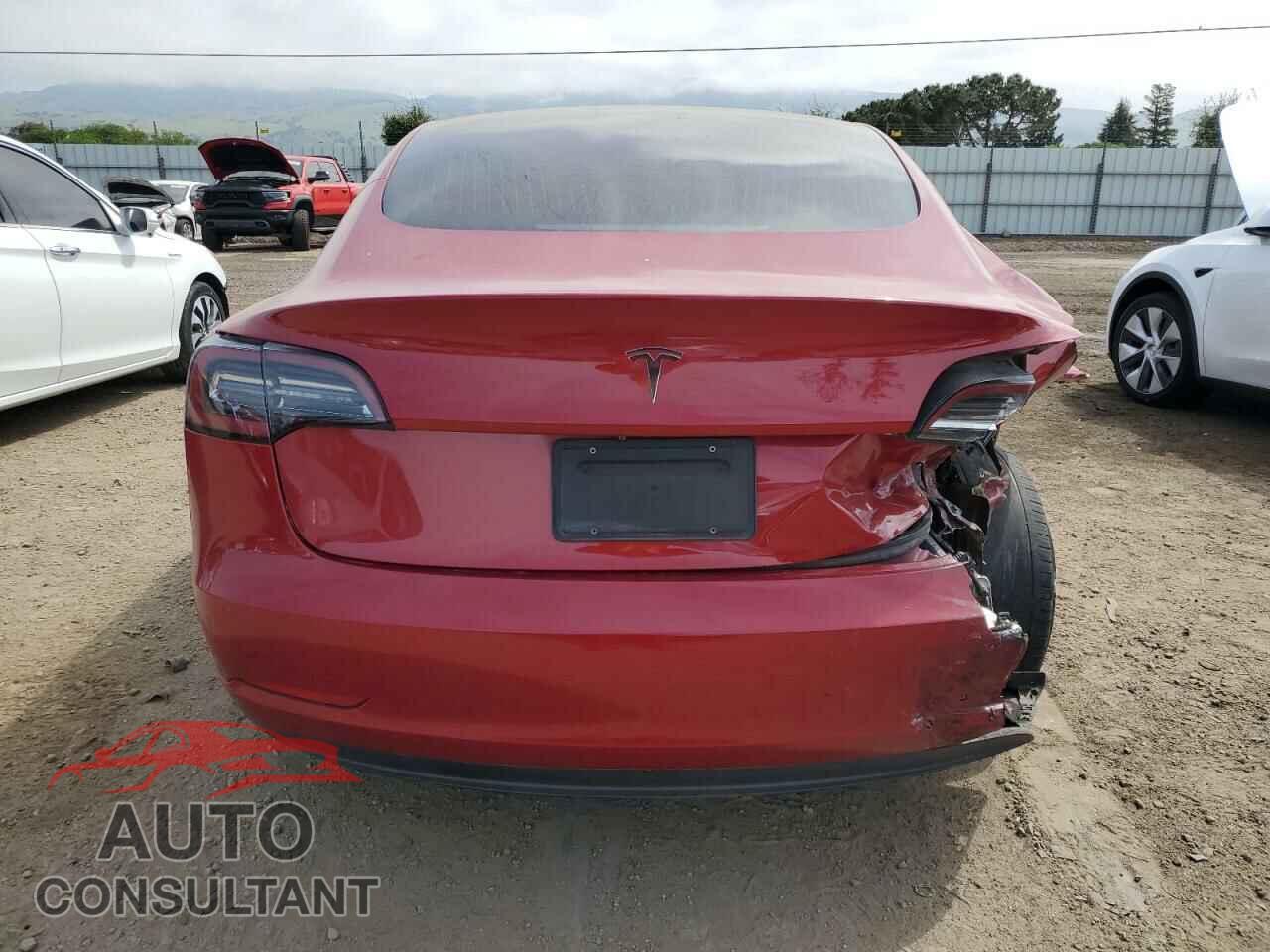 TESLA MODEL 3 2019 - 5YJ3E1EA7KF464008