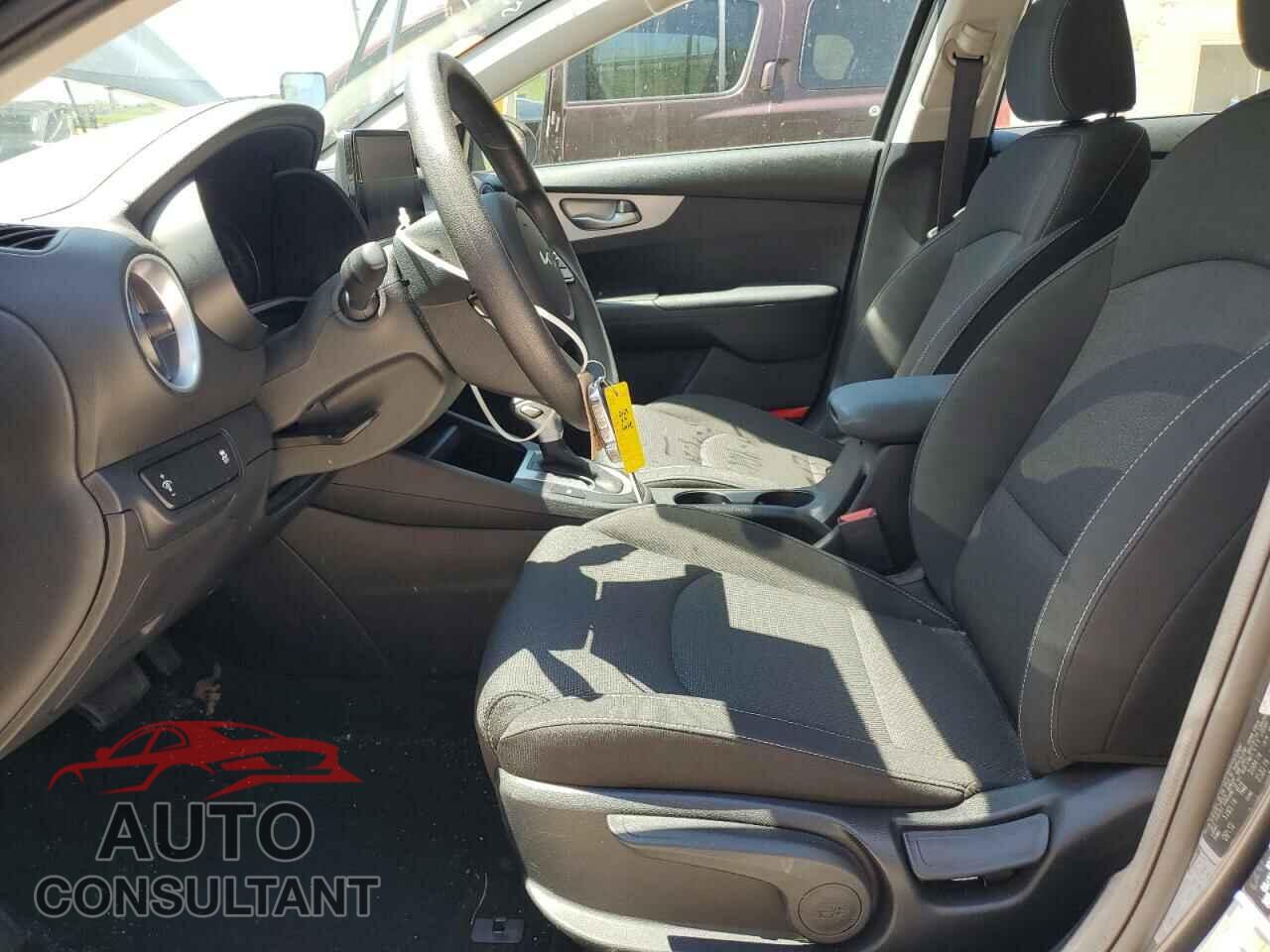 KIA FORTE 2023 - 3KPF24AD6PE683546