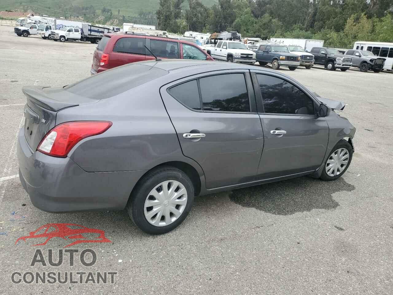 NISSAN VERSA 2017 - 3N1CN7AP5HL868967