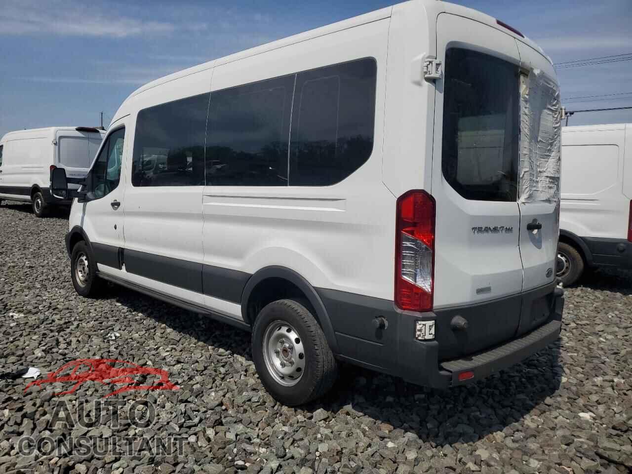 FORD TRANSIT 2015 - 1FTNR2CG9FKA13231