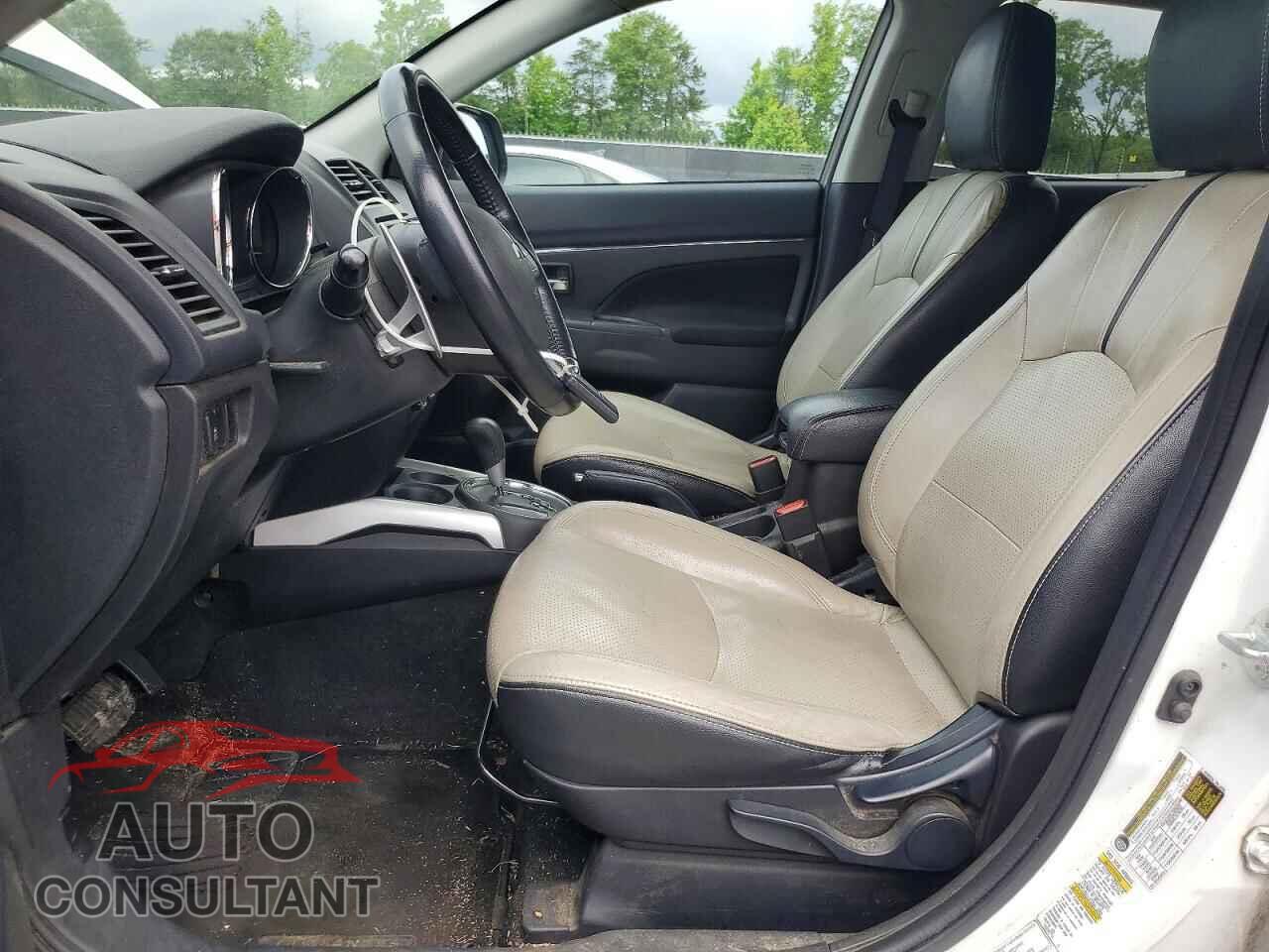 MITSUBISHI OUTLANDER 2014 - 4A4AR4AU1EE004113