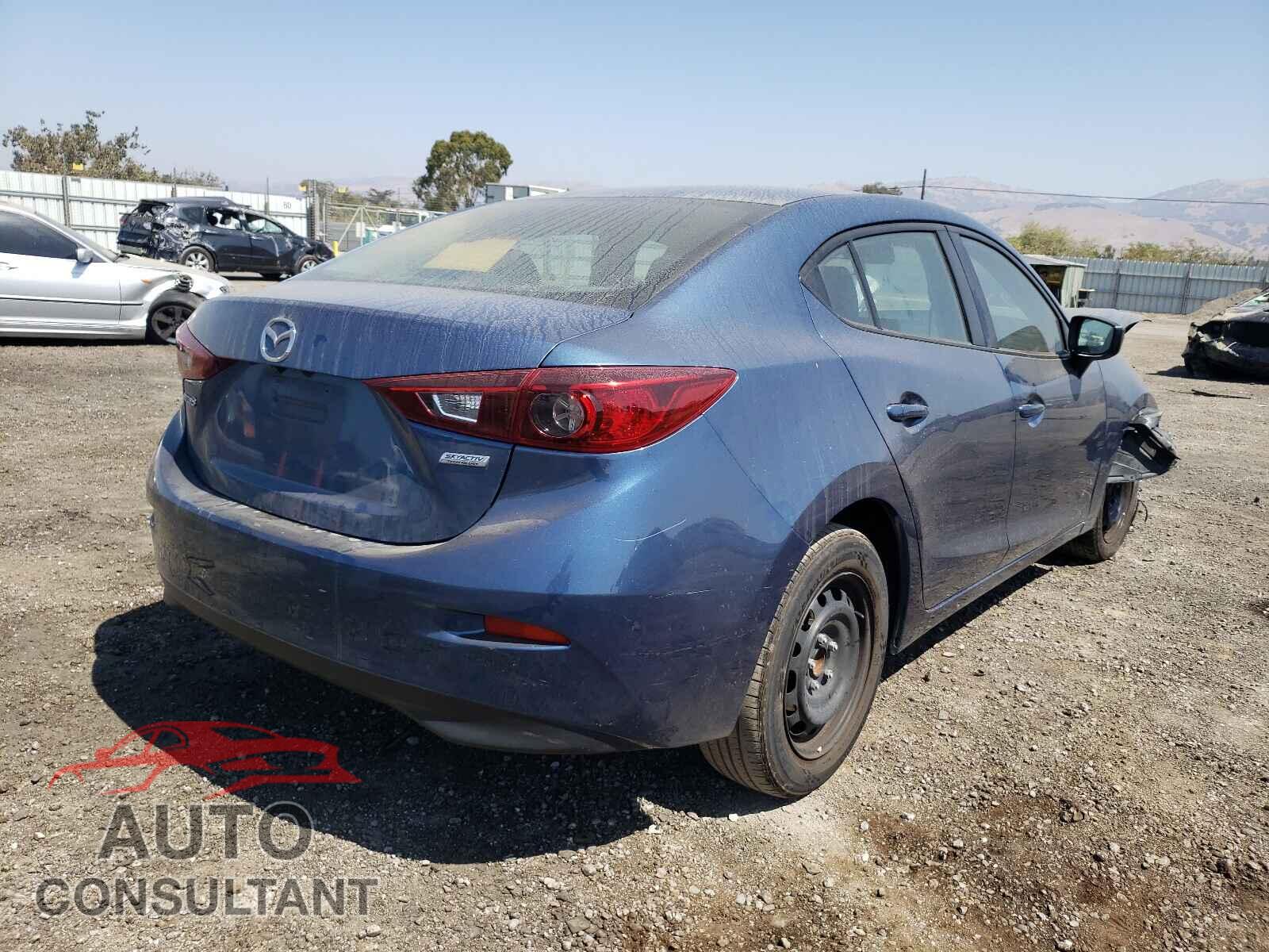 MAZDA 3 2018 - 3MZBN1U75JM190817
