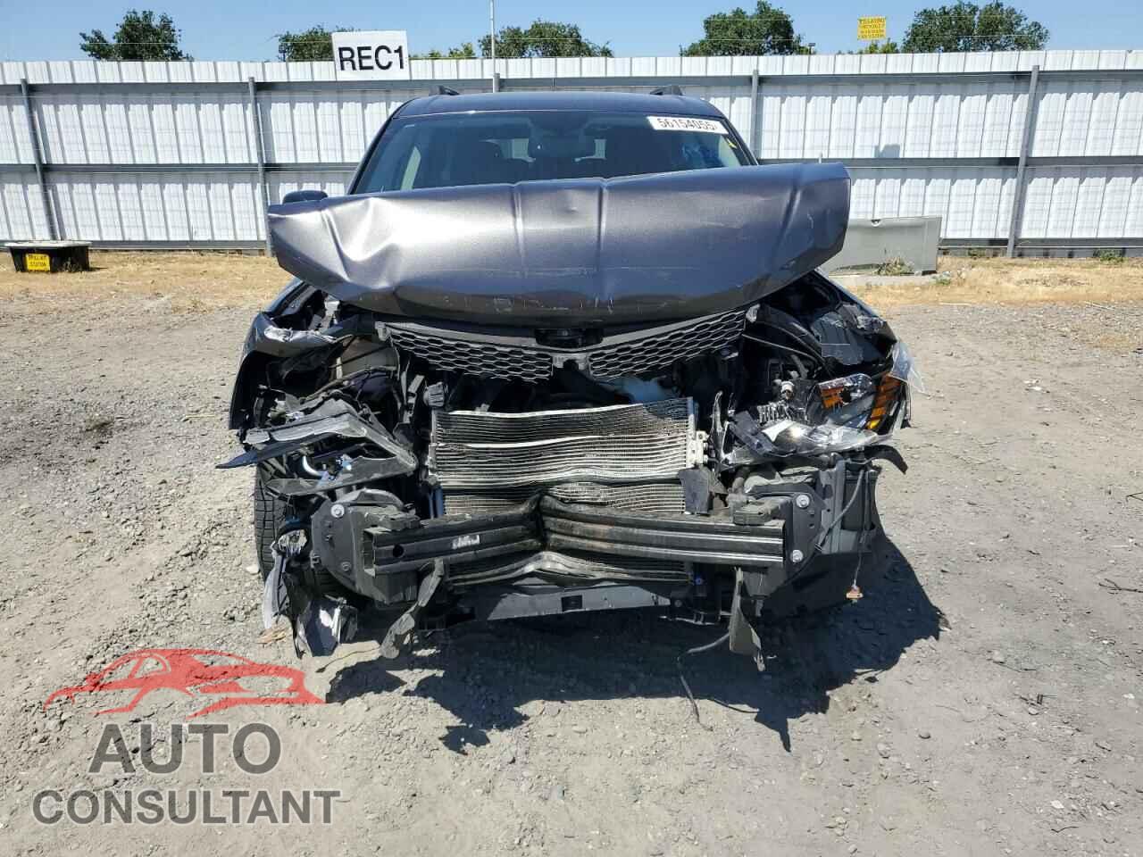 DODGE JOURNEY 2017 - 3C4PDCBB6HT677829