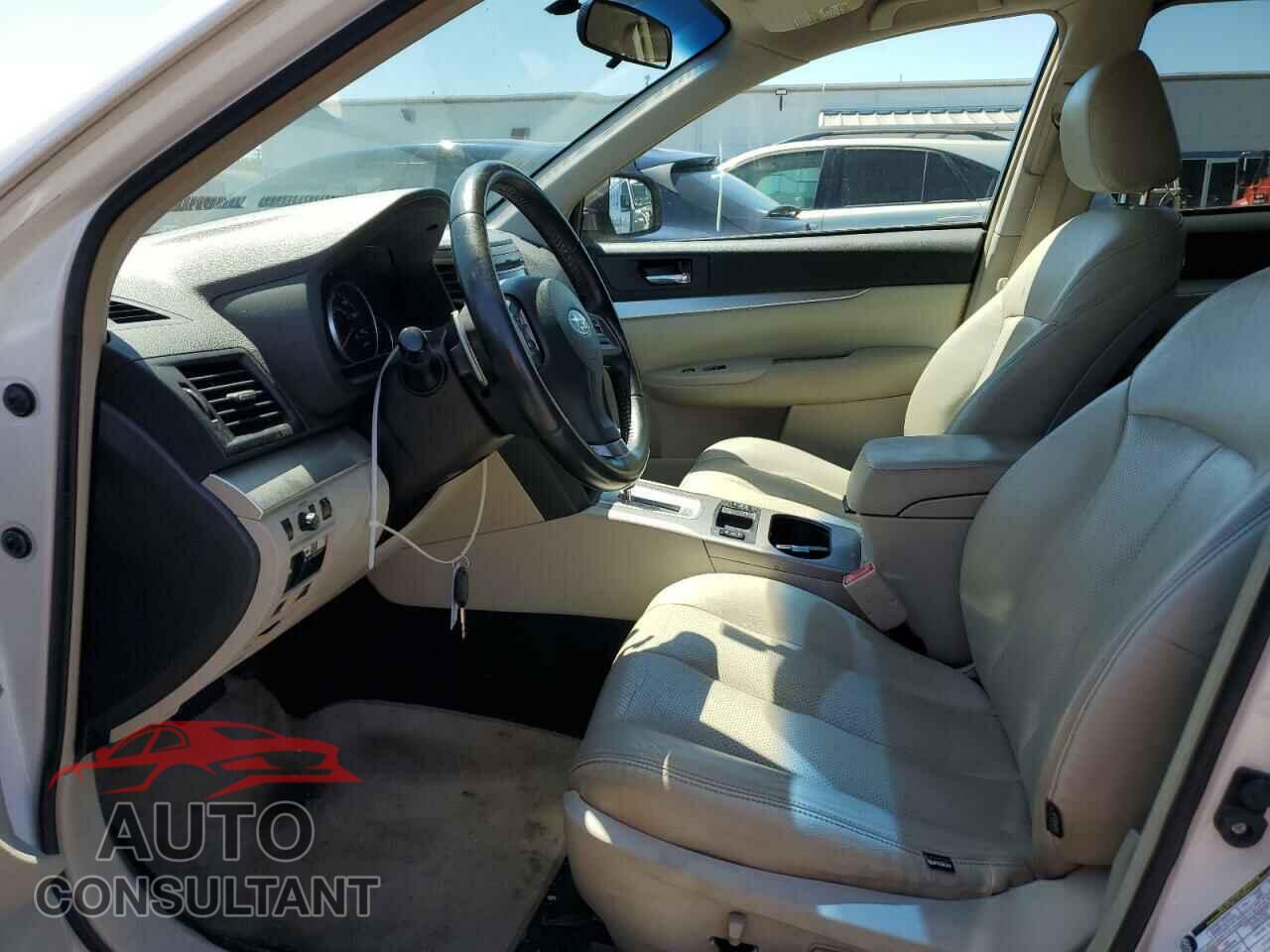 SUBARU OUTBACK 2013 - 4S4BRBCC6D3284914