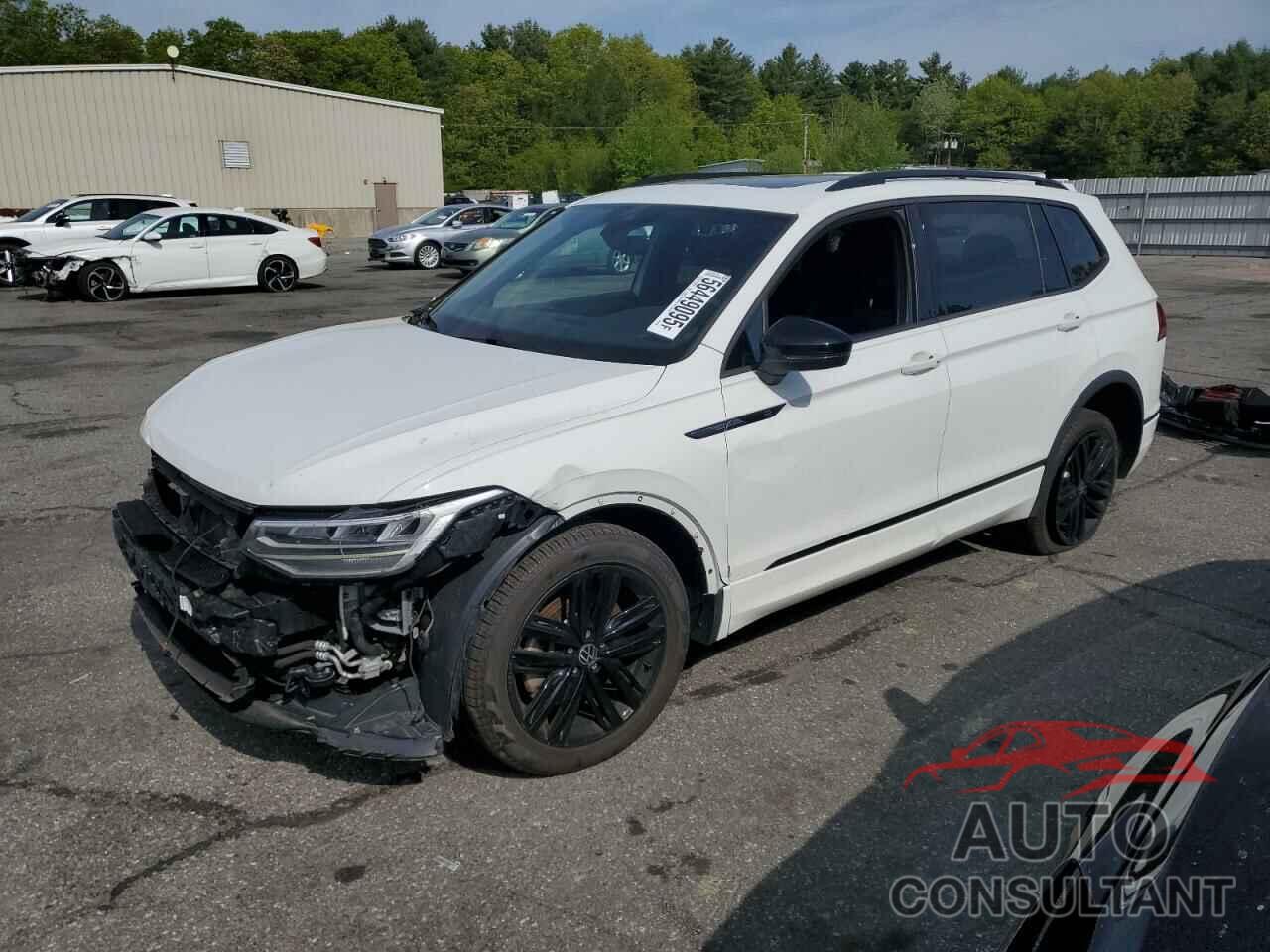 VOLKSWAGEN TIGUAN 2022 - 3VV8B7AX5NM010062