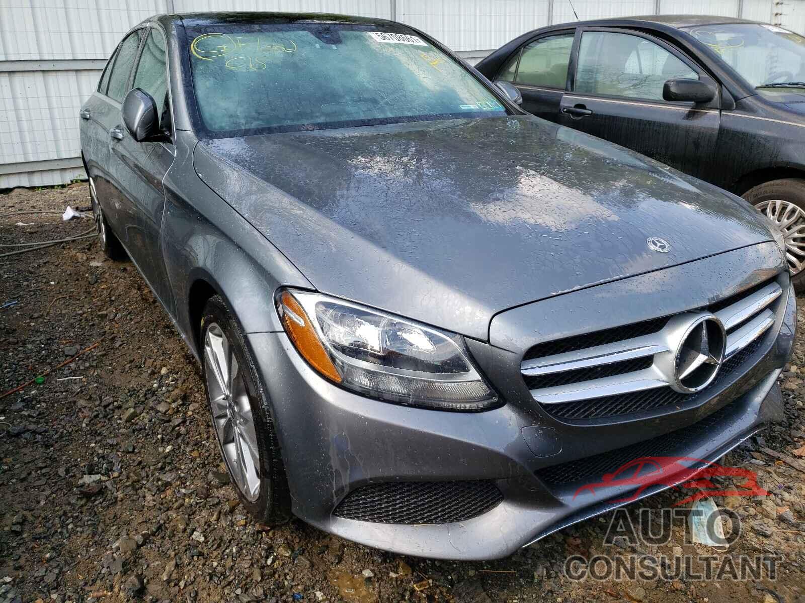 MERCEDES-BENZ C-CLASS 2018 - 55SWF4KB8JU266754